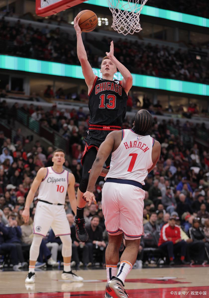 aoa体育官网-小牛击败魔术，追平主场战绩