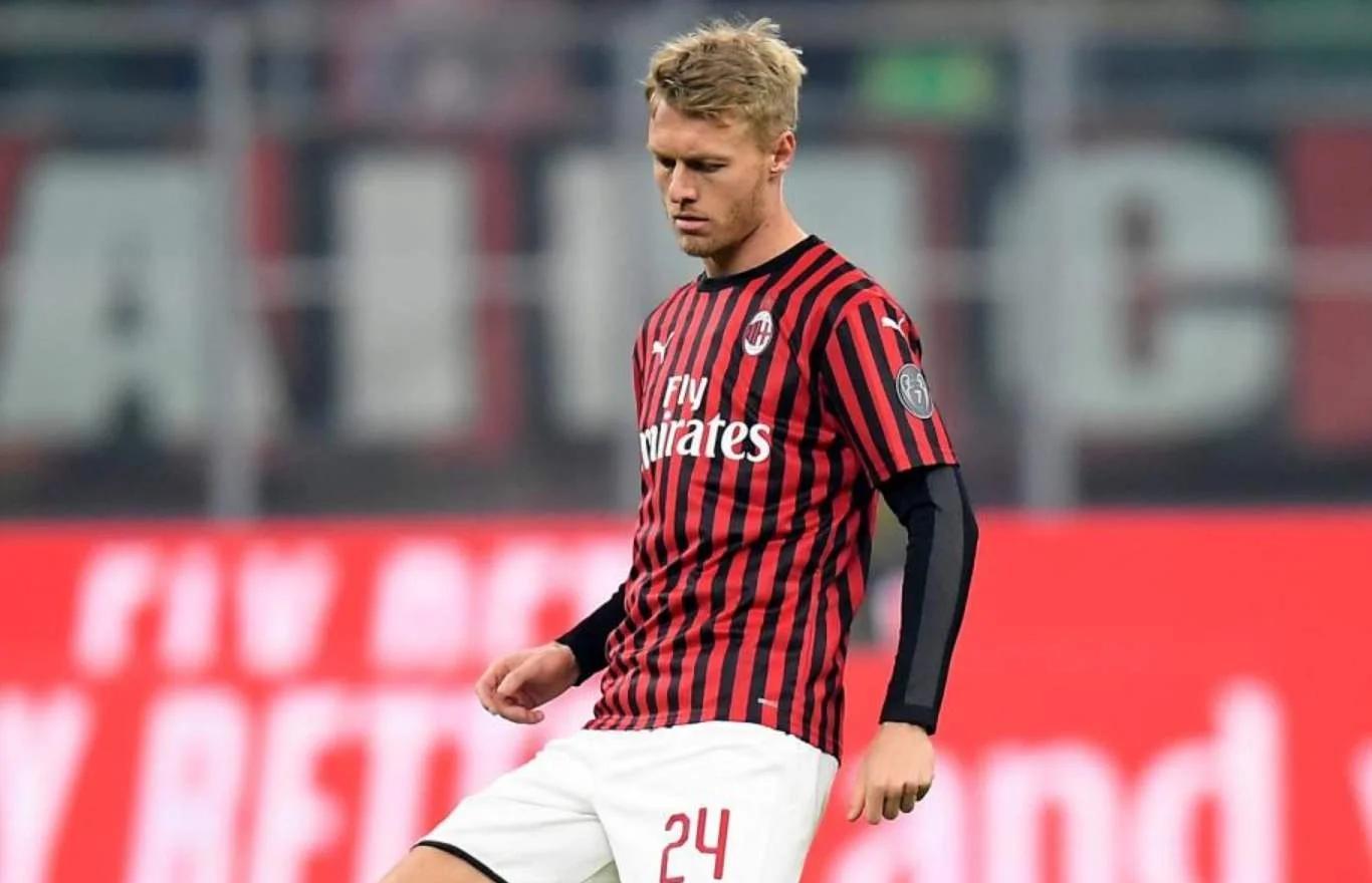 aoa体育官网-AC米兰队长表态未来计划，引发传言风波