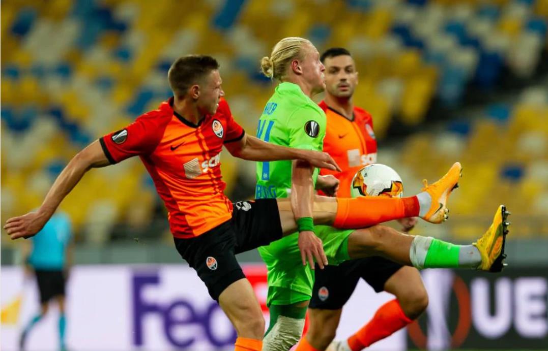 西班牙队双杀德国晋级，晋级八强