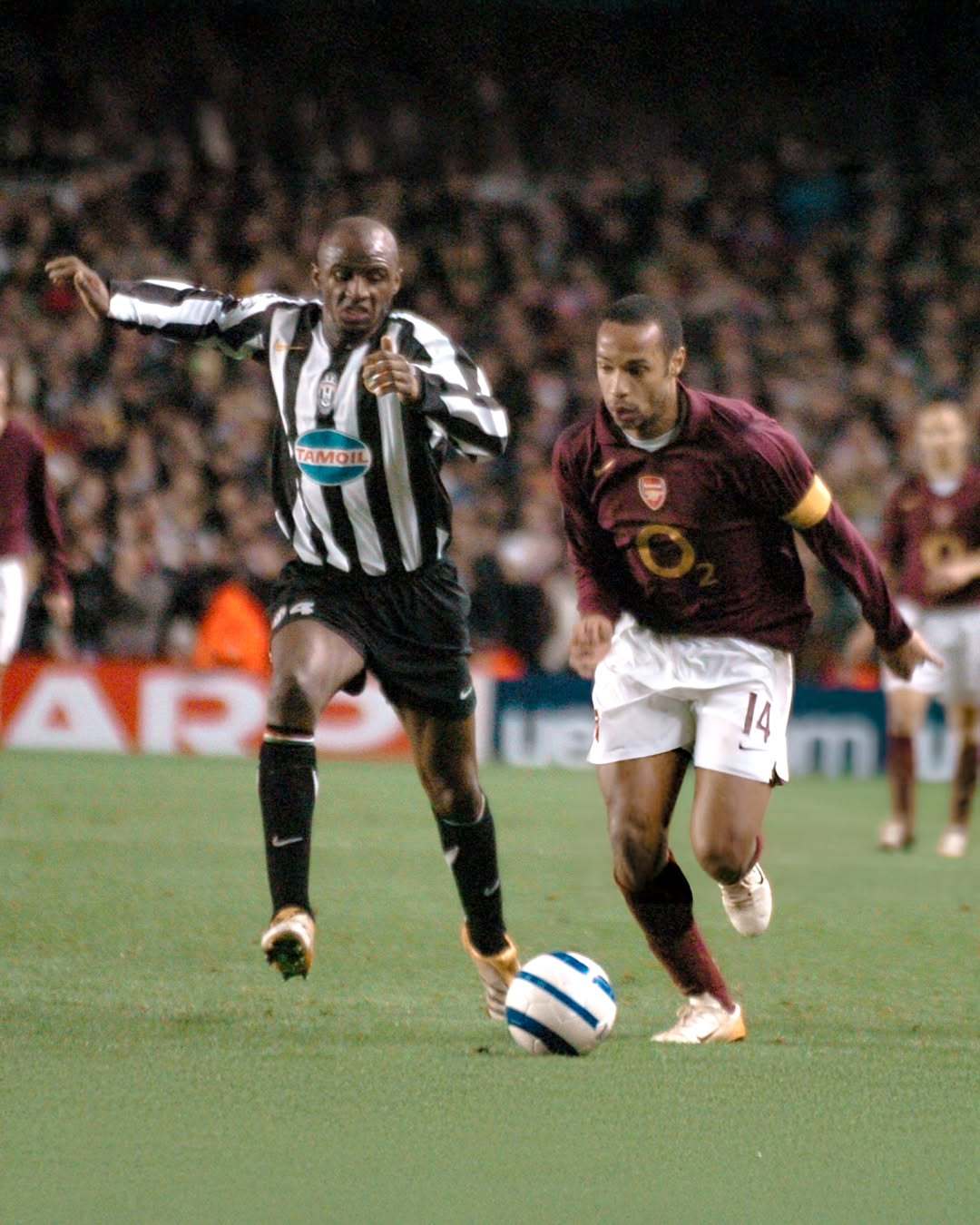 塞维利亚门将神勇扑救,力保球门不失的简单介绍 塞维利亚门将神勇扑救,力保球门不失的简单介绍