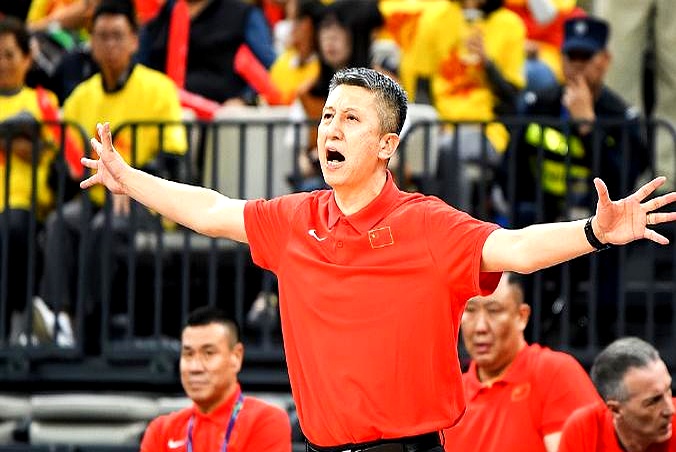 天津男篮手握主场,取得巨大胜利 天津男篮手握主场,取得巨大胜利