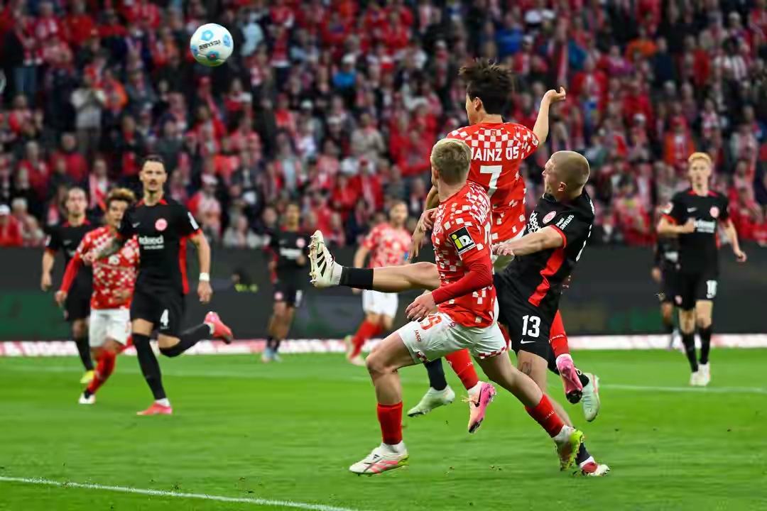 aoa体育新闻-美因茨迎战强敌，期待赢得积分的简单介绍