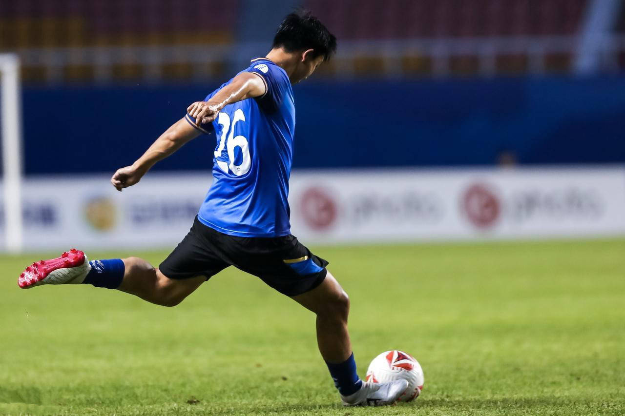 aoa体育-赛场上的精彩瞬间，让球迷兴奋不已的简单介绍