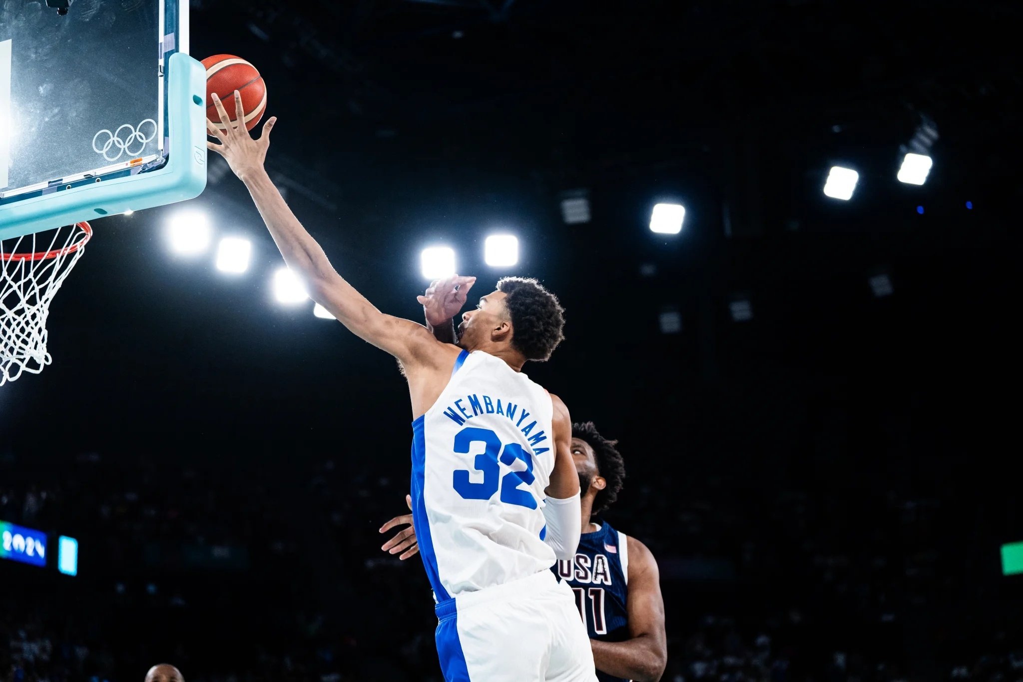 美国高中篮球冠军在决赛中夺冠