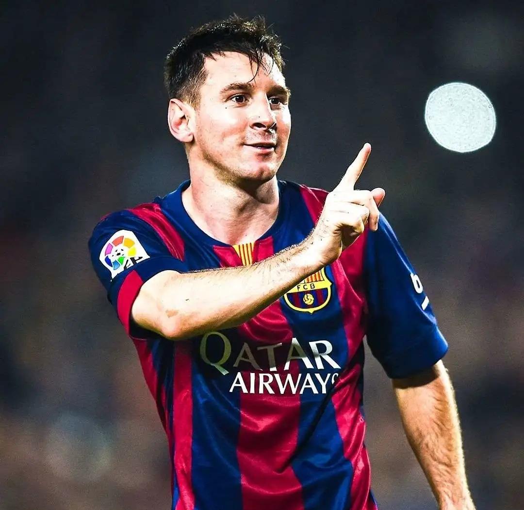 巴塞罗那宣布梅西将在赛季结束后离队,引发球迷热议 巴塞罗那宣布梅西将在赛季结束后离队,引发球迷热议