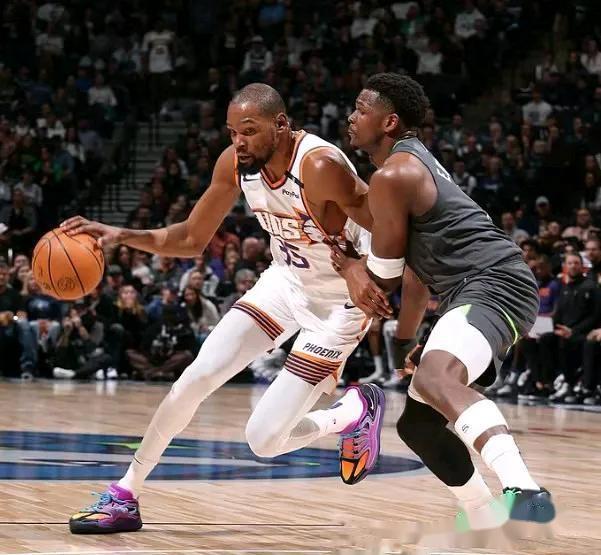 aoa体育活动-快船客场击败篮网，继续胜利