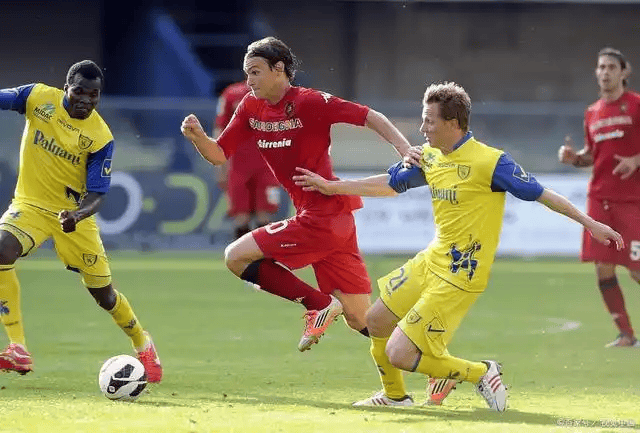 萨索洛将在主场对阵乌迪内斯 萨索洛将在主场对阵乌迪内斯